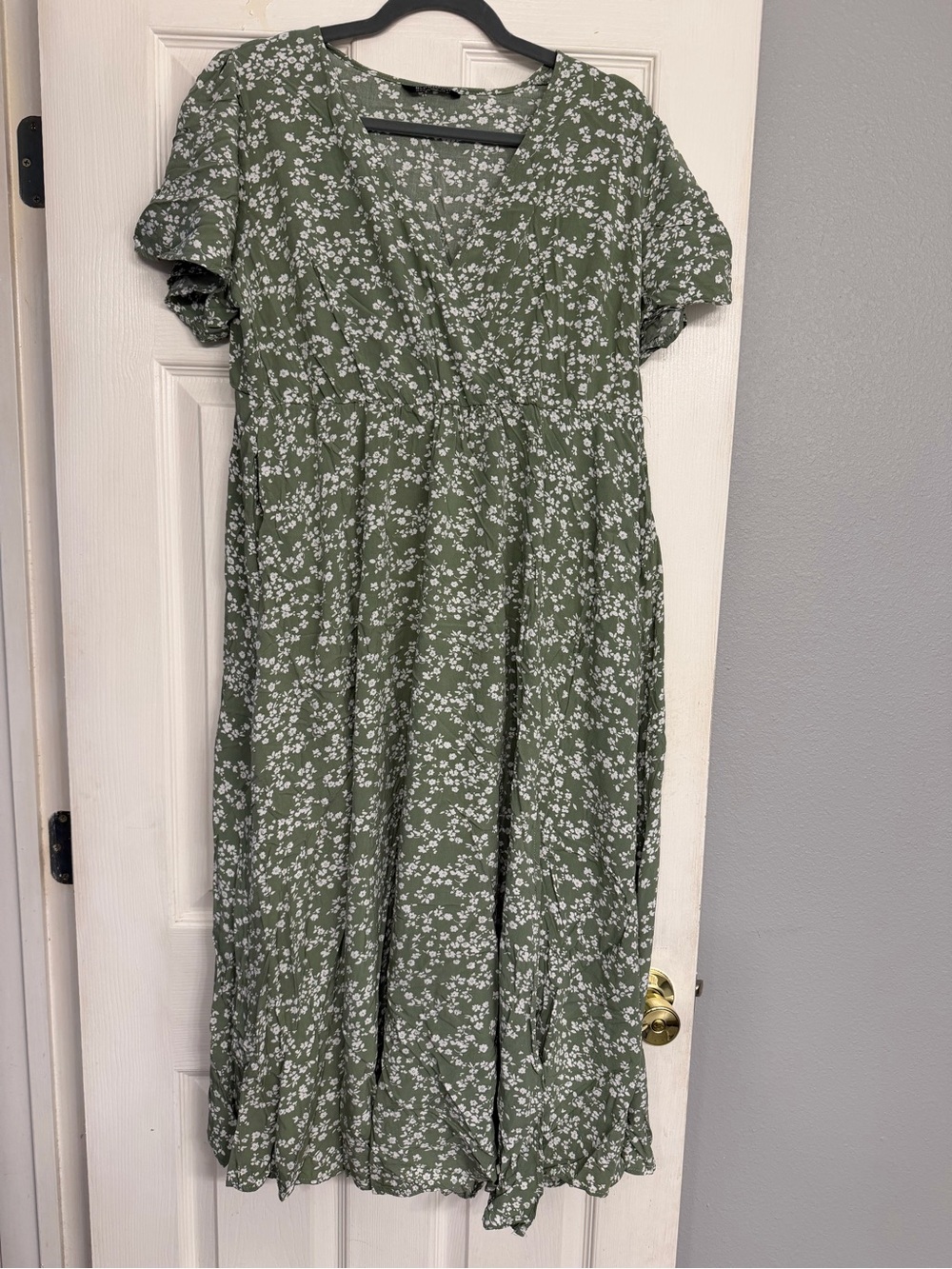 BloomChic Olive Green Floral Maxi Dress